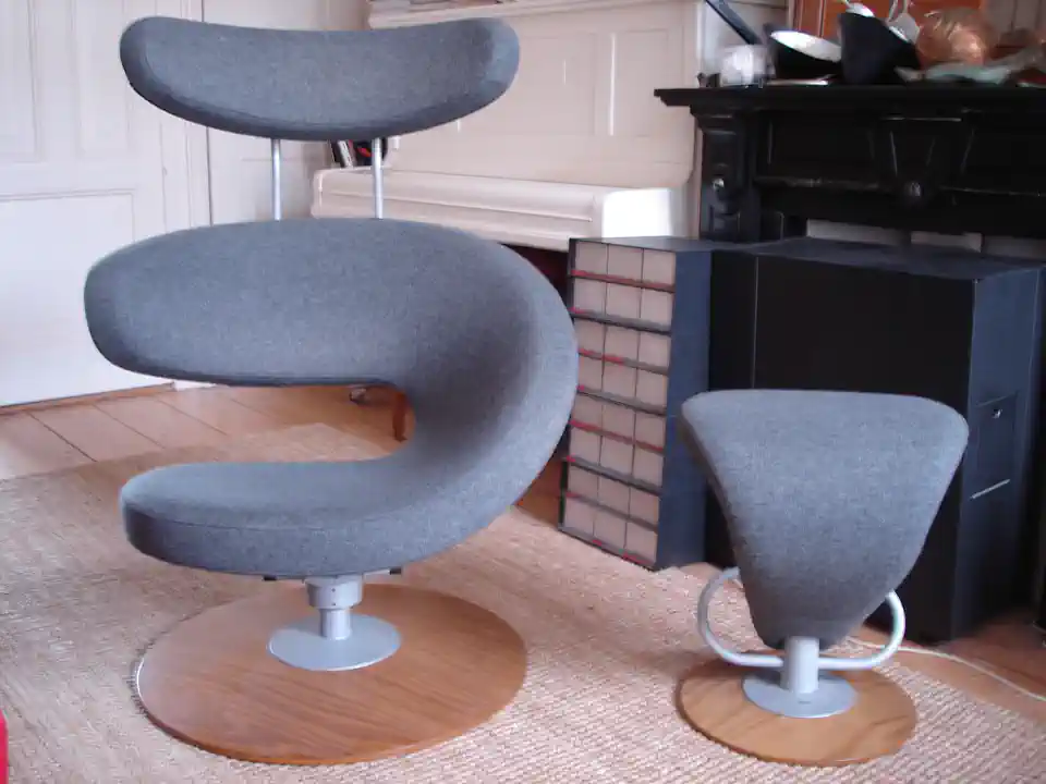 2012-09-23-04_Huis-Inrichting-01_Stoelen-stokke peel 2 (© Marens van Leunen)