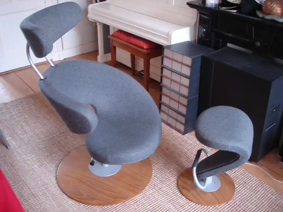 2012-09-23-04_Huis-Inrichting-01_Stoelen-stokke peel 5 (© Marens van Leunen)