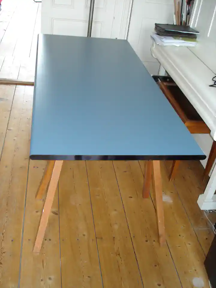 2014-03-01-04_Huis-Inrichting-04_Tafels-DSC02576 (© Marens van Leunen)