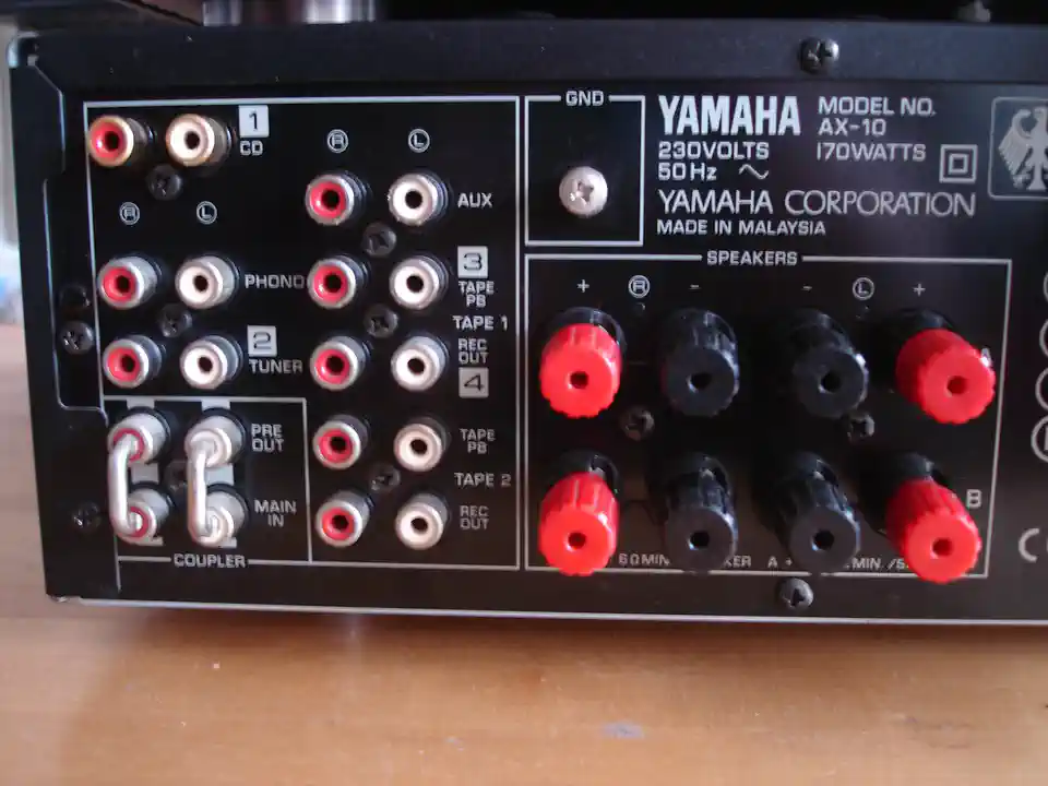 2015-05-04-01_Audio, Tv en Foto-06_Stereo-set-DSC03745 (© Marens van Leunen)