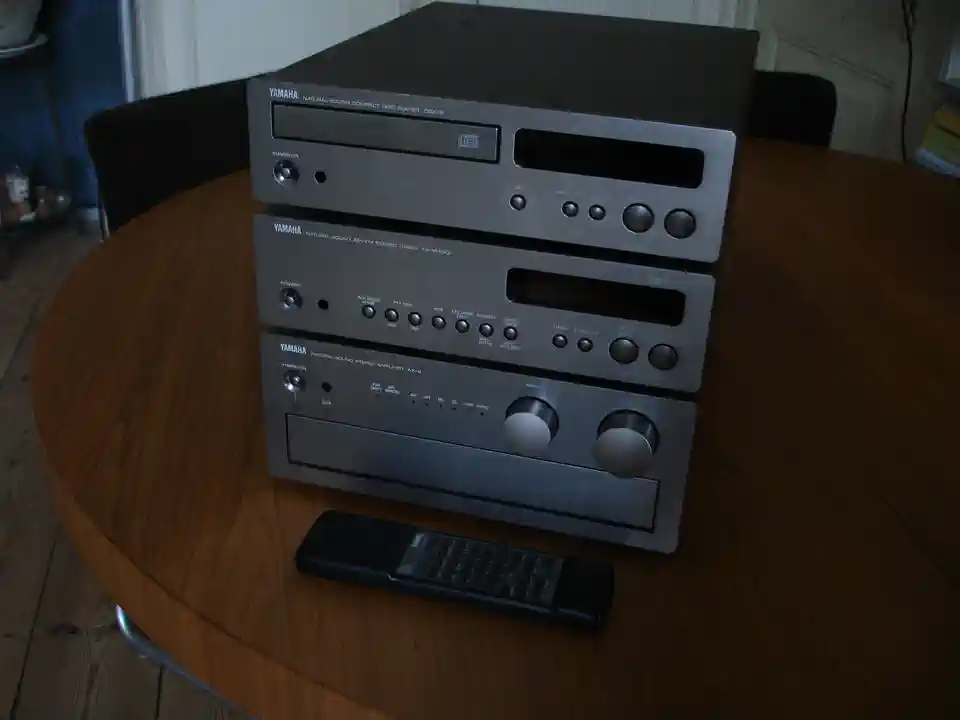 2017-03-06-01_Audio, Tv en Foto-06_Stereo-set-DSC04236 (© Marens van Leunen)