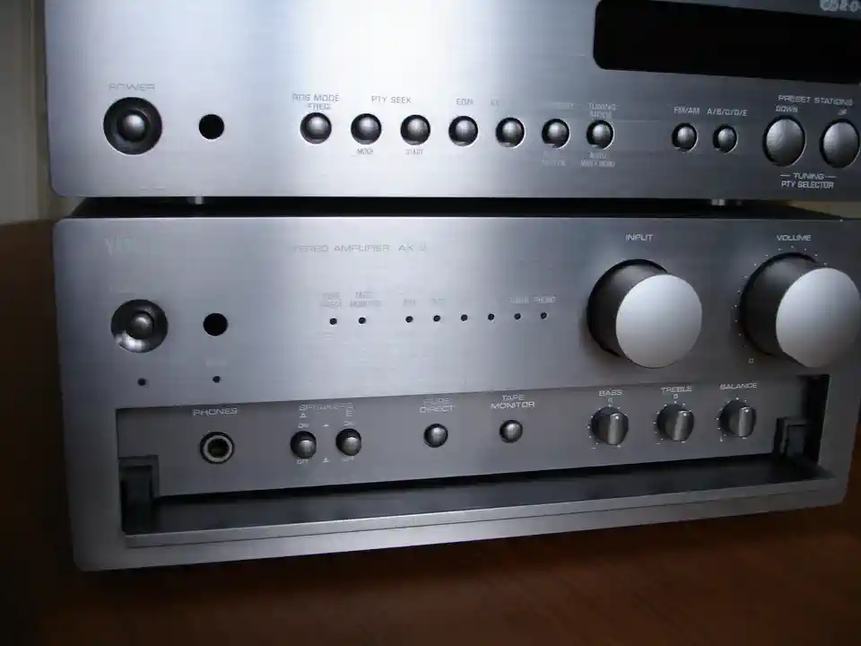2017-03-06-01_Audio, Tv en Foto-06_Stereo-set-DSC04243 (© Marens van Leunen)