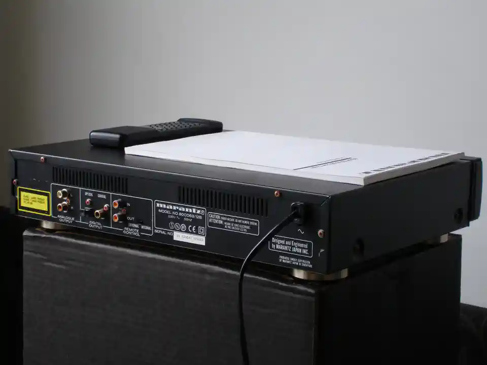 2019-01-27-01_Audio, Tv en Foto-08_CD speler-DSC04918 (© Marens van Leunen)