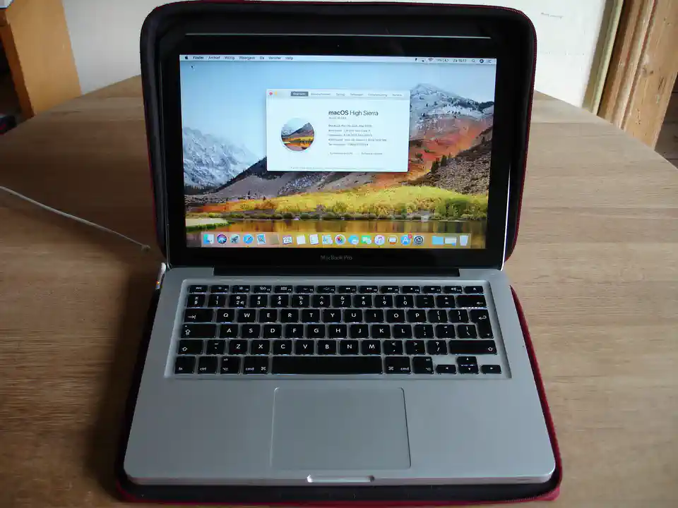 2019-12-29-02_Computers en Software-01_Laptops-DSC05249 (© Marens van Leunen)