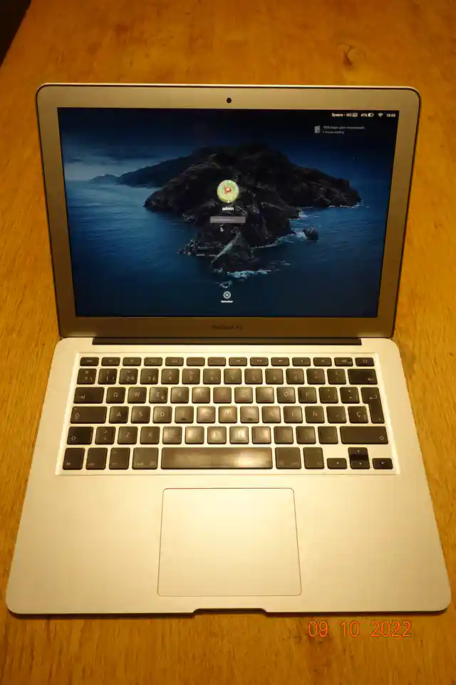 2022-10-09-02_Computers en Software-01_Laptops-DSC04146 (© Marens van Leunen)